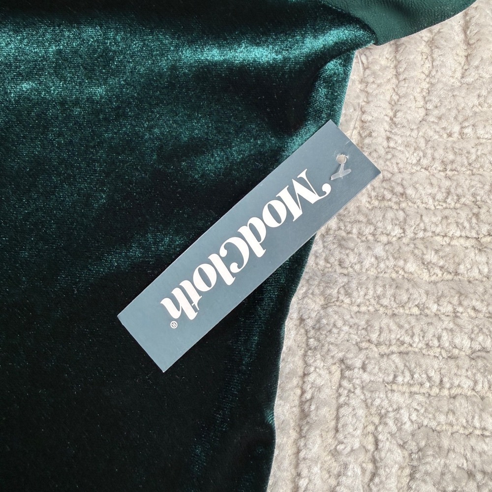 ModCloth Velvet Mixed Media Top Women's Small Green Puff Sleeve Holiday Romantic - Picture 6 of 10